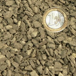 Basalt chippings, earth-moist, granulation 2 - 5 mm 5 kg